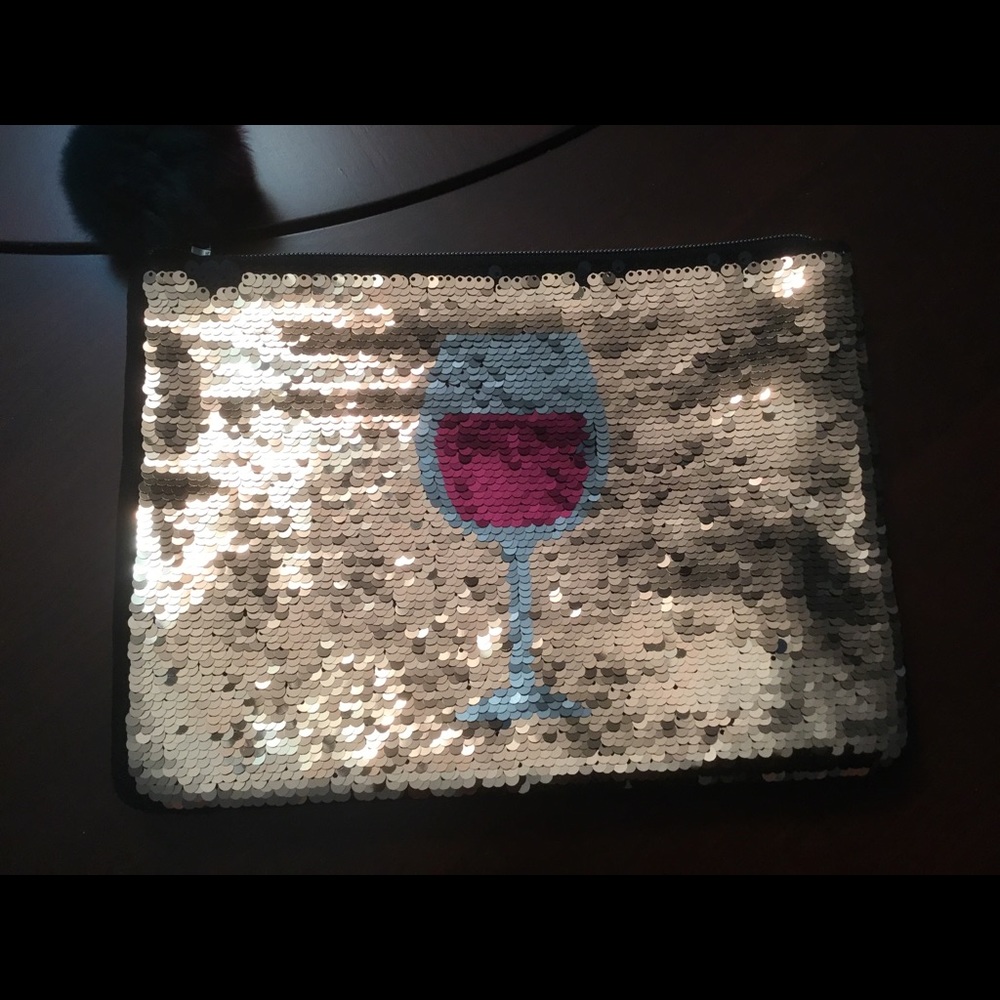 Stella & Dot Sequin Wine Pouch
